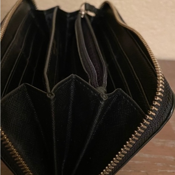 Gorgeous ♠️ Kate Spade Long Wallet ♠️ EUC